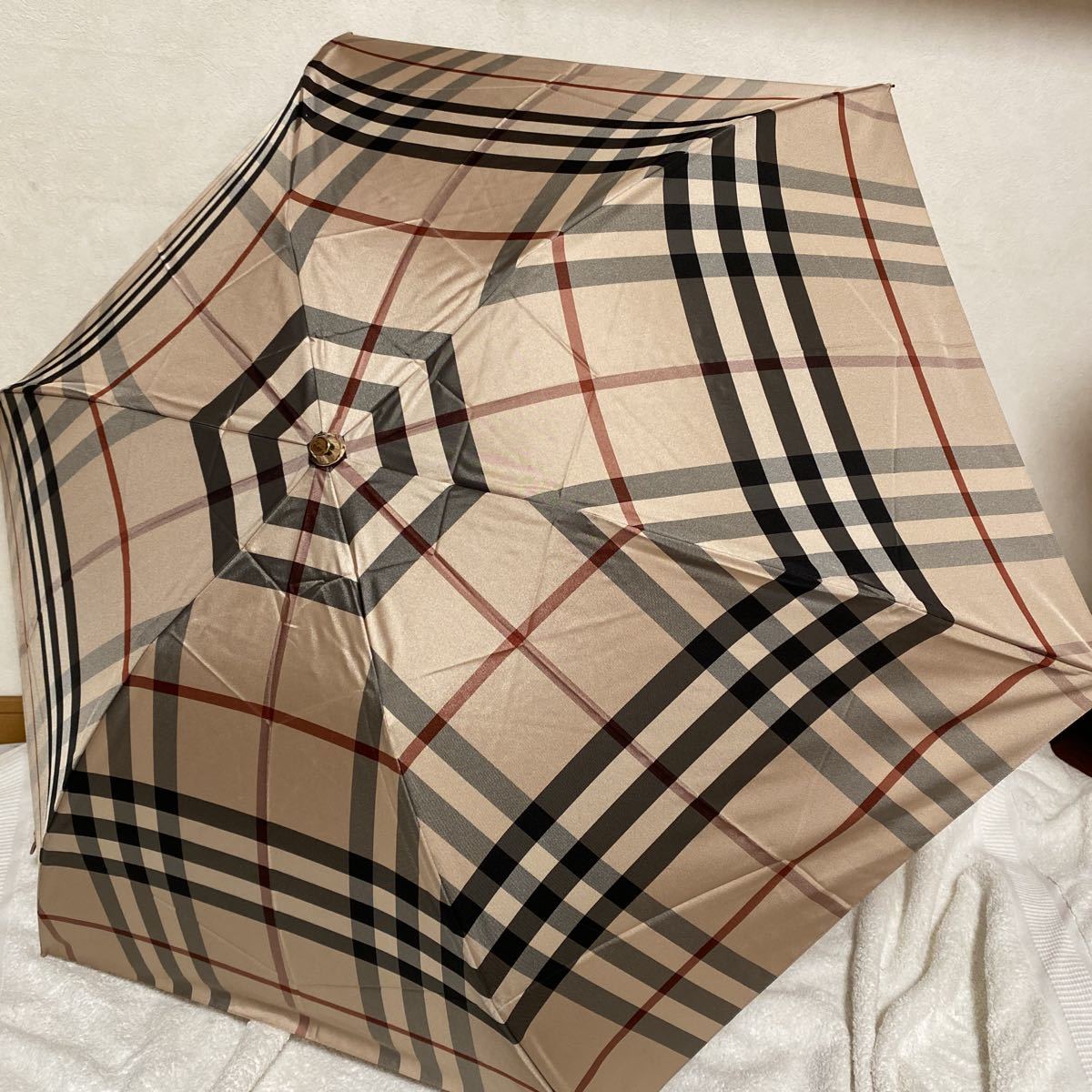 Burberry バーバリー 折りたたみ傘 雨傘 傘 新品 チェック 小物 傘 le