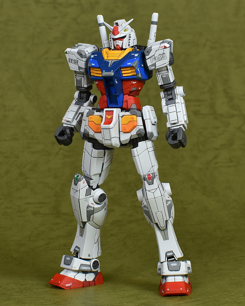 1/100 RX-78F００ ガンダム塗装済 【高知インター店】 51.0%OFF