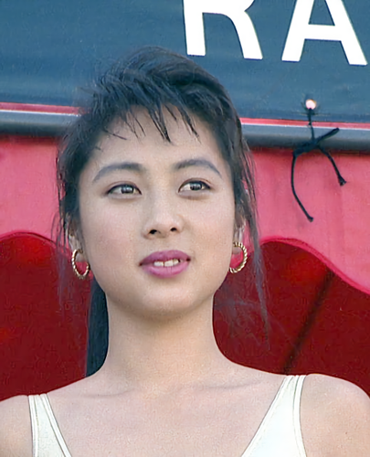 ZARD 坂井泉水の歌手デビュー前の蒲池幸子さんの写真集