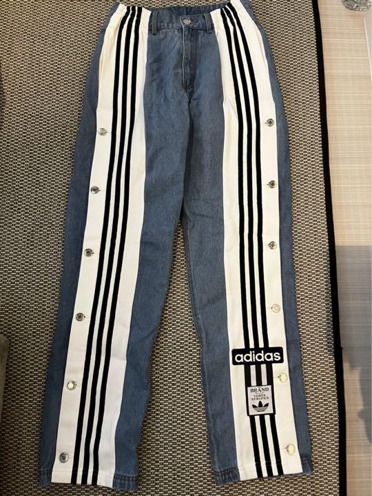 ☆新品☆adidasアディダスオリジナルス ハイライズデニムMサイズ