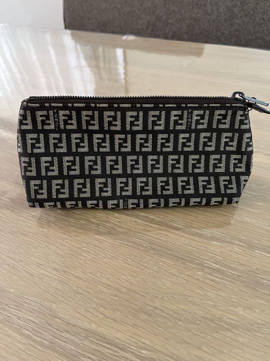 FENDI ミニコスメポーチ 未使用 バッグ ポーチ/バニティ le-routeur 
