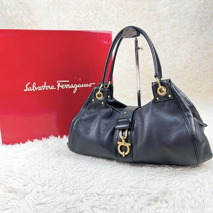 美品》Ferragamo （フェラガモ）レザー トートバッグ ブラック 黒