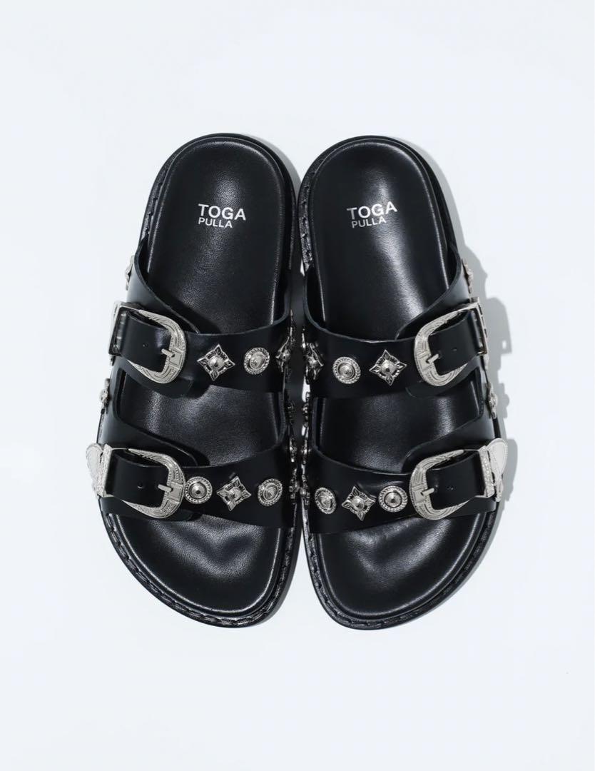 週末値下げ TOGA PULLA SHOE BUCKLE SANDALS 靴 サンダル le-routeur