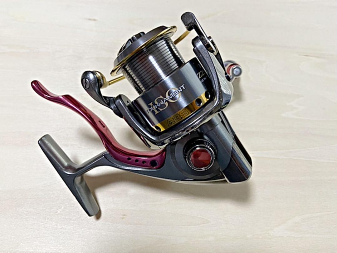 ダイワ 06トーナメントISO Z 3000LBD DAIWA フィッシング リール le 